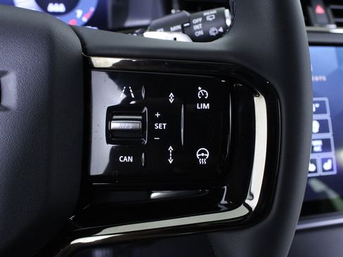 Used 2026 Land Rover Range Rover Evoque S image 23