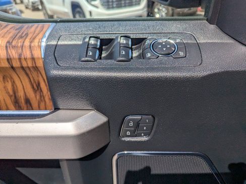 Used 2020 Ford F150 Lariat AWD/4WD image 10