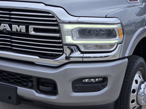 Used 2020 RAM 3500 Laramie AWD/4WD image 10