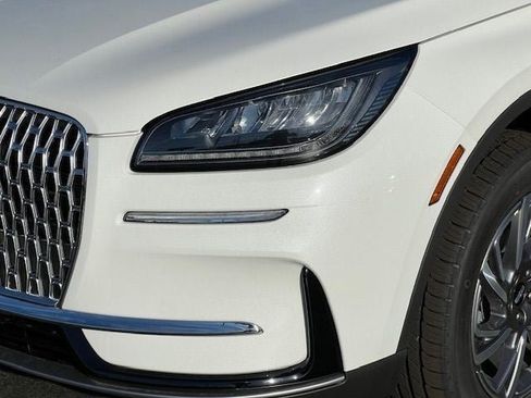 New 2026 Lincoln Corsair Premiere image 15