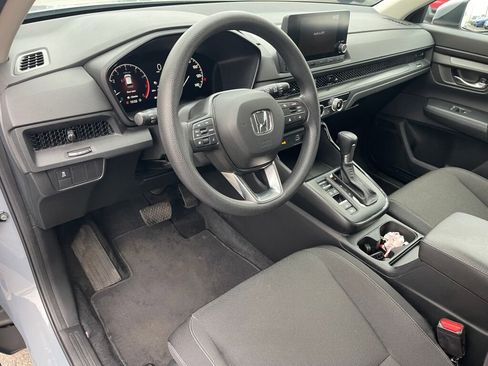 Used 2023 Honda CR-V LX image 5