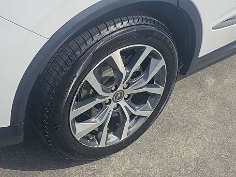 Used 2023 Acura MDX SH-AWD w/ Technology Package image 14