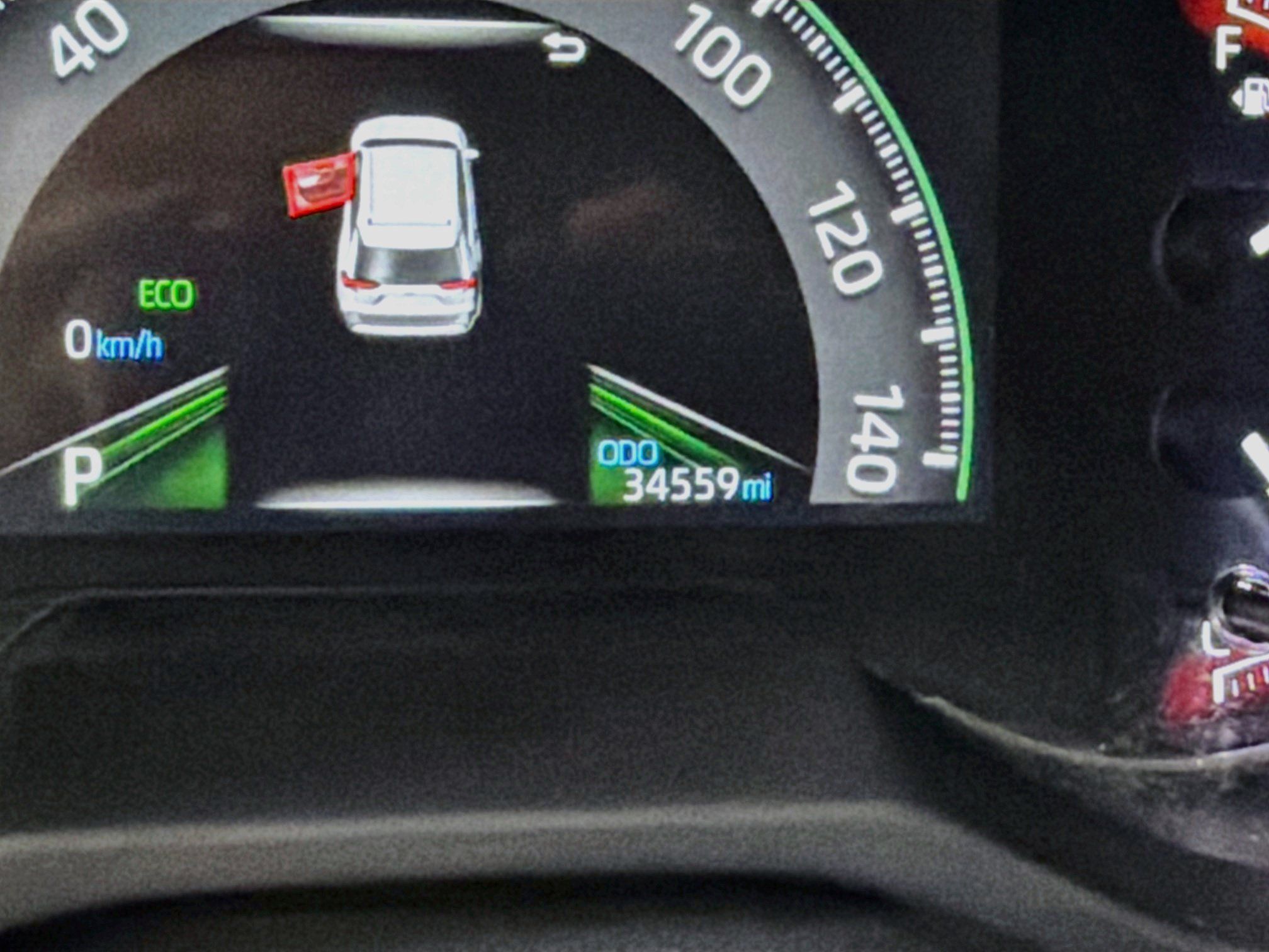 Used 2025 Toyota RAV4 LE FWD image 19