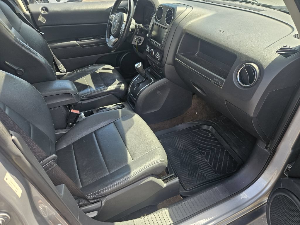 Used 2015 Jeep Patriot High Altitude AWD/4WD image 15