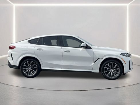 Used 2026 BMW X6 xDrive40i image 32
