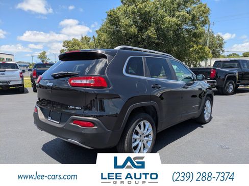 Used 2016 Jeep Cherokee Limited w/ Luxury Group FWD image 3