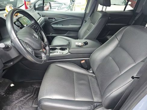 Used 2025 Honda Ridgeline RTL image 13