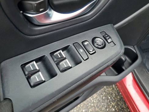 Used 2023 Honda Pilot Sport image 9