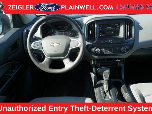 Used 2020 Chevrolet Colorado W/T w/ WT Convenience Package AWD/4WD image 12