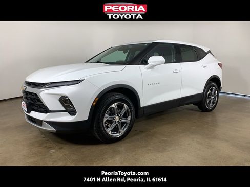 Used 2023 Chevrolet Blazer LT AWD/4WD image 1