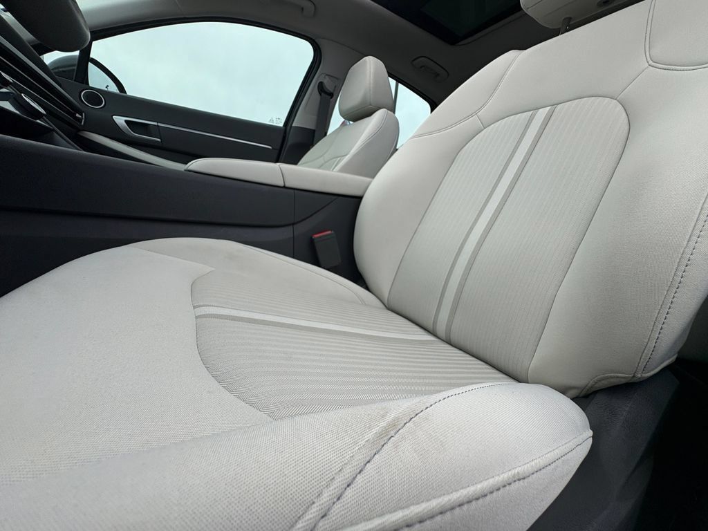 New 2024 Hyundai Sonata SEL w/ Convenience Package FWD image 20