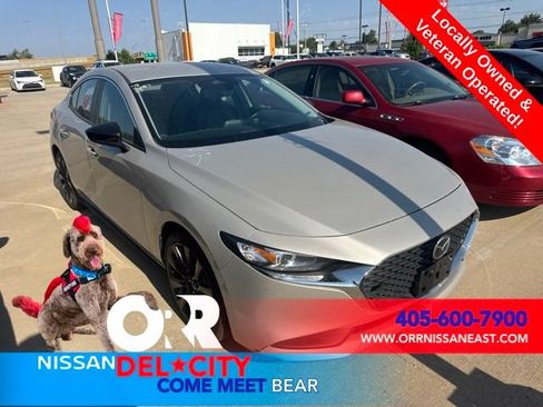 Used 2024 MAZDA MAZDA3 s FWD image 3