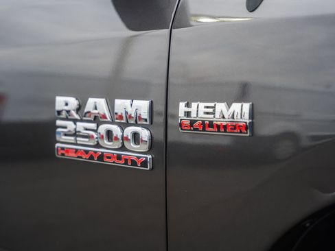 Used 2017 RAM 2500 Tradesman w/ Chrome Appearance Group image 18