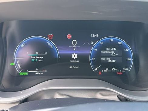 Used 2025 Toyota Sienna Limited image 24