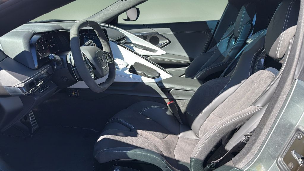 Used 2024 Chevrolet Corvette Stingray Preferred Cpe w/ Z51 Performance Package RWD image 38