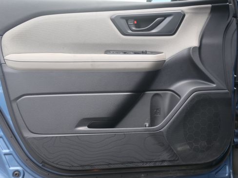 Certified 2025 Subaru Forester AWD/4WD image 14