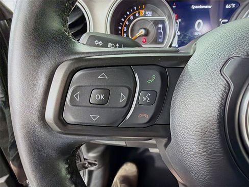 Used 2022 Jeep Wrangler Unlimited Sport AWD/4WD image 40