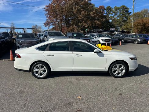 Used 2024 Honda Accord LX image 4