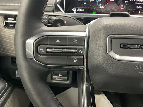 Used 2024 GMC Sierra EV Denali image 18