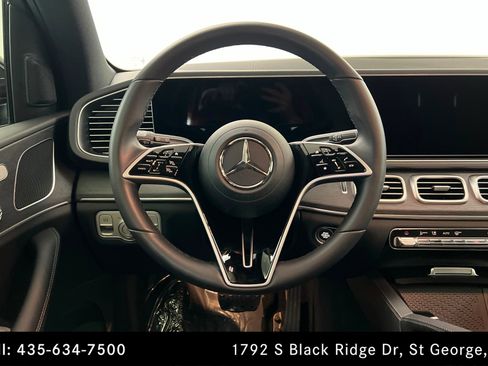 Certified 2025 Mercedes-Benz GLE 450 4MATIC image 12
