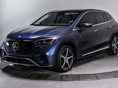 Used 2023 Mercedes-Benz EQE 500 4MATIC SUV image 2