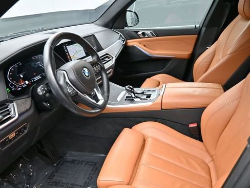 Used 2022 BMW X5 xDrive40i w/ Premium Package image 18