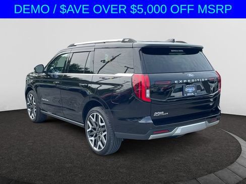 New 2026 Ford Expedition Platinum w/ Platinum Ultimate Package AWD/4WD image 3