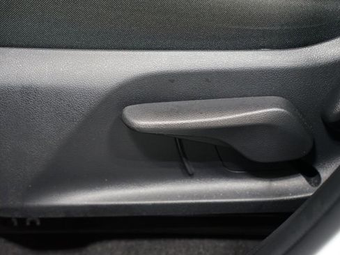 Certified 2025 Toyota RAV4 LE image 31