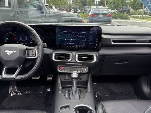 Used 2024 Ford Mustang GT Premium image 15