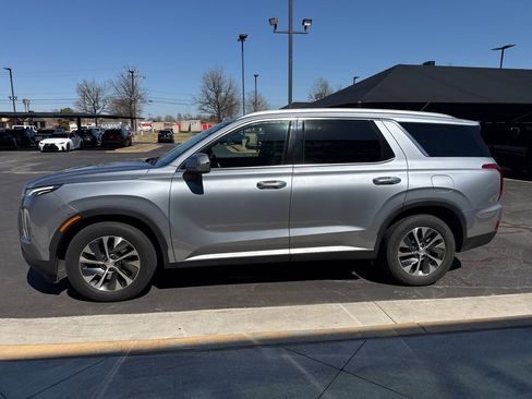 Used 2020 Hyundai Palisade SEL image 1