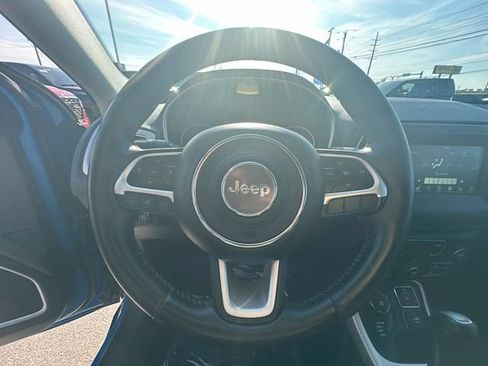 Used 2018 Jeep Compass Latitude w/ Popular Equipment Group AWD/4WD image 16