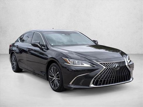 Used 2023 Lexus ES 350 w/ Premium Package image 3