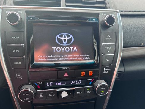 Used 2017 Toyota Camry XLE FWD image 20