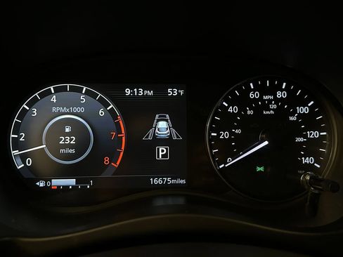 Used 2024 Nissan Kicks SV FWD image 10
