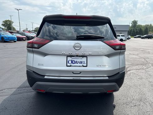 Used 2023 Nissan Rogue SV w/ SV Premium B Package AWD/4WD image 7