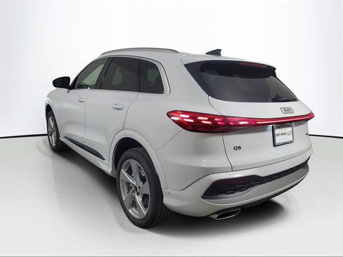 New 2025 Audi Q5 Premium Plus image 4