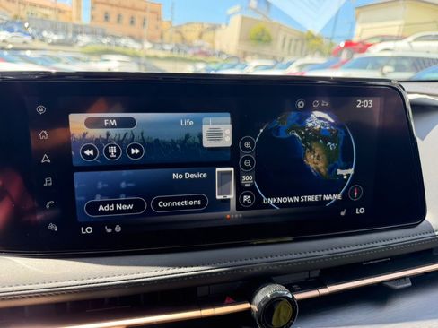 Used 2023 Nissan Ariya FWD image 25