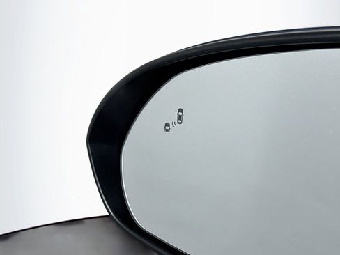 Used 2020 Hyundai Elantra Limited w/ Ultimate Package 03 image 18