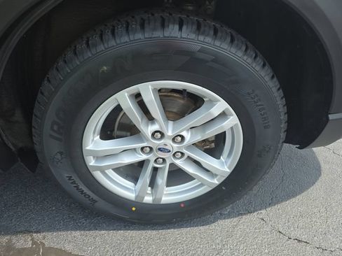 Used 2020 Ford Explorer XLT RWD image 34