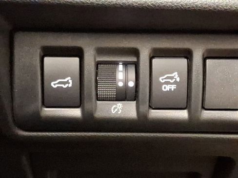 Used 2023 Subaru Outback Onyx Edition XT AWD/4WD image 25