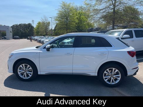 Used 2025 Audi Q3 2.0T Premium w/ Convenience Package image 9