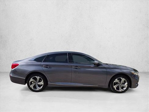 Used 2019 Honda Accord EX image 4