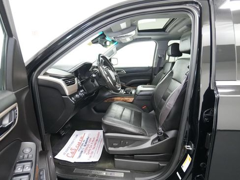 Used 2016 GMC Yukon Denali w/ Open Road Package AWD/4WD image 14