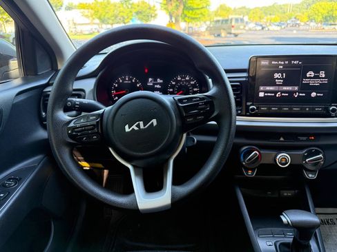 Used 2022 Kia Rio S FWD image 16