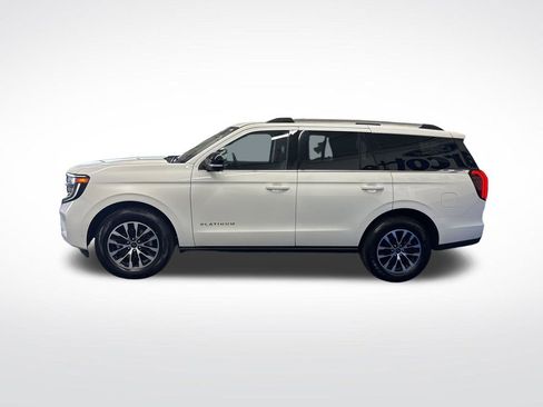 Certified 2025 Ford Expedition Platinum AWD/4WD image 2