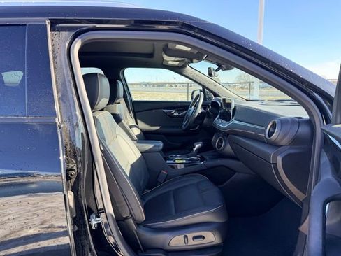 Certified 2023 Chevrolet Blazer Premier w/ Driver Confidence II Package image 11