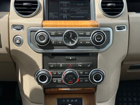 Used 2014 Land Rover LR4 HSE AWD/4WD image 15