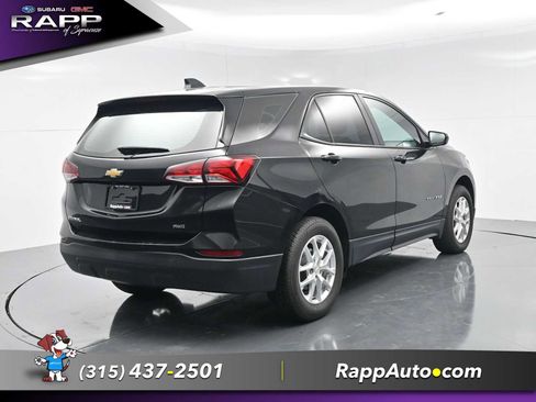 Used 2023 Chevrolet Equinox LS AWD/4WD image 22