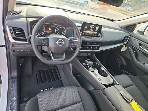 New 2026 Nissan Rogue SV FWD image 21