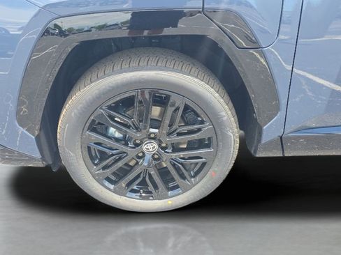 New 2026 Toyota RAV4 XSE AWD/4WD image 28